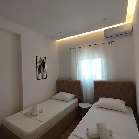 Amente Apartment *